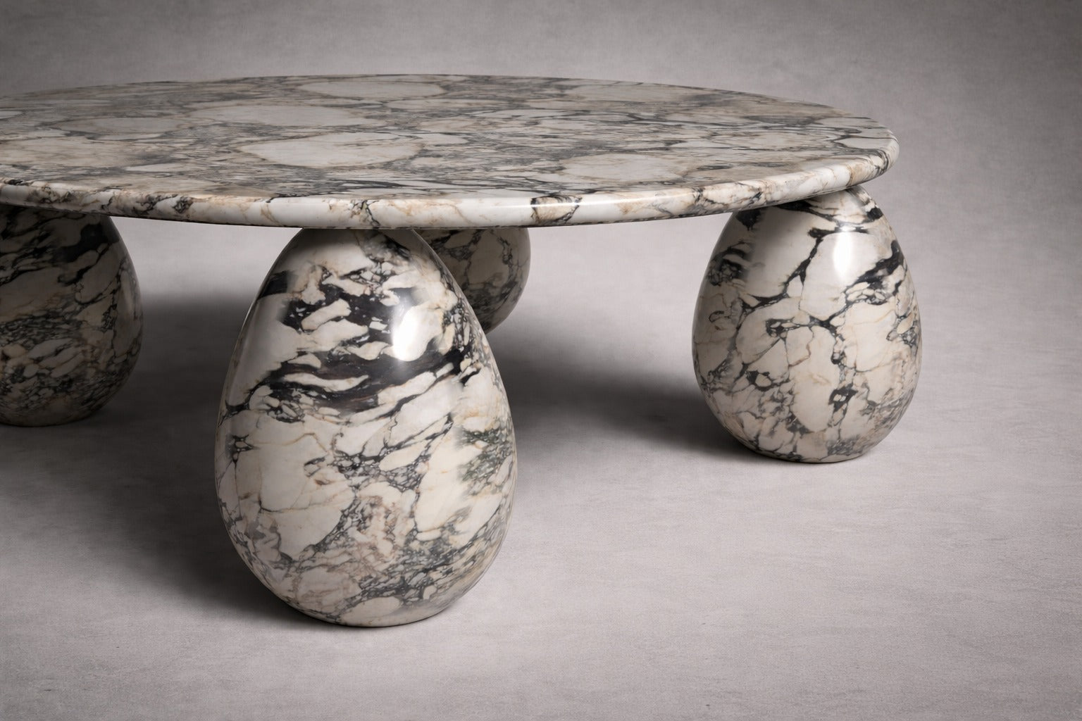 round marble coffee table. white marble coffee table. large round marble coffee table. round real marble coffee table. custom marble coffee table. white round marble coffee table.