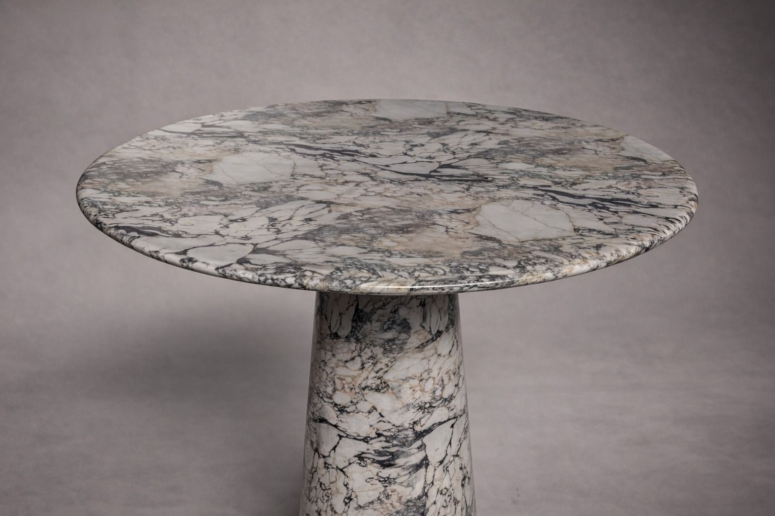 white marble dining table. round white marble dining table. round marble dining table. custom marble dining table. custom round marble dining table. marble outdoor dining table. round marble living room table.
